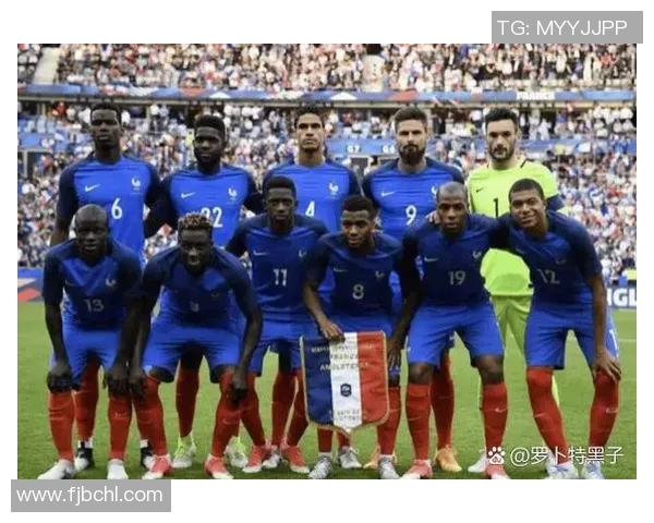 足球明星后卫黑人球员的精彩表现与成就揭秘